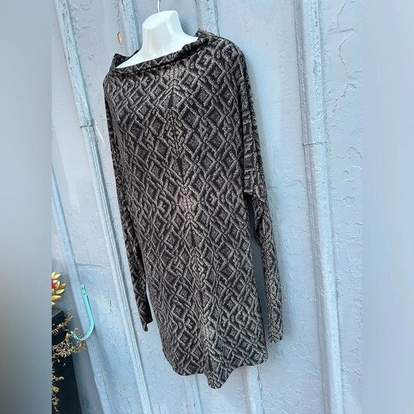 Norma Kamali Kamali  Culture Dress, size Small - Picture 4 of 11